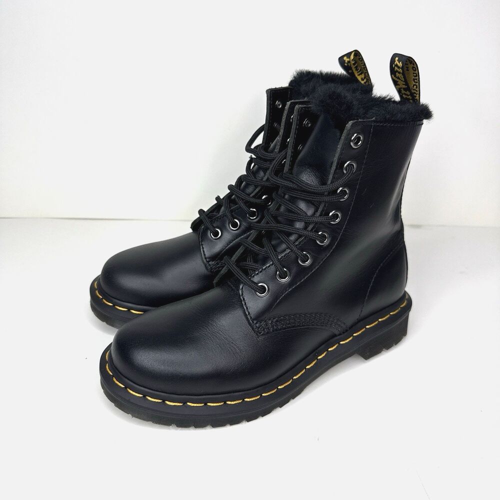 Dr. Martens  Womens 6 Faux Fur Lined Lace-Up Leather Boots Black 1460 Serena